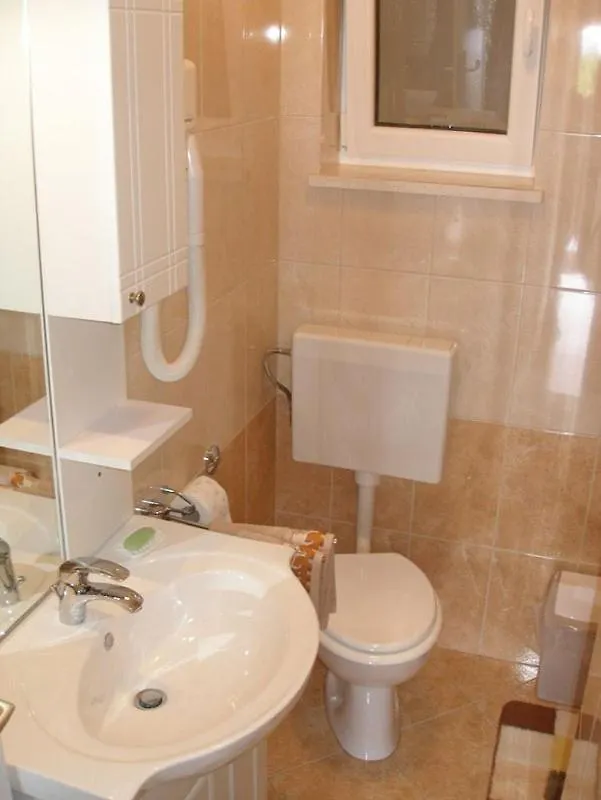 Studio Apartment In Moscenicka Draga With Sea View, Balcony, Air Conditioning, Wi-Fi