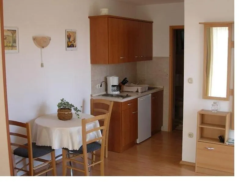 Studio Apartment In Moscenicka Draga With Sea View, Balcony, Air Conditioning, Wi-Fi