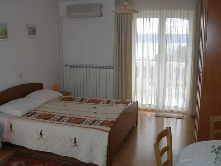 Studio Apartment In Moscenicka Draga With Sea View, Balcony, Air Conditioning, Wi-Fi