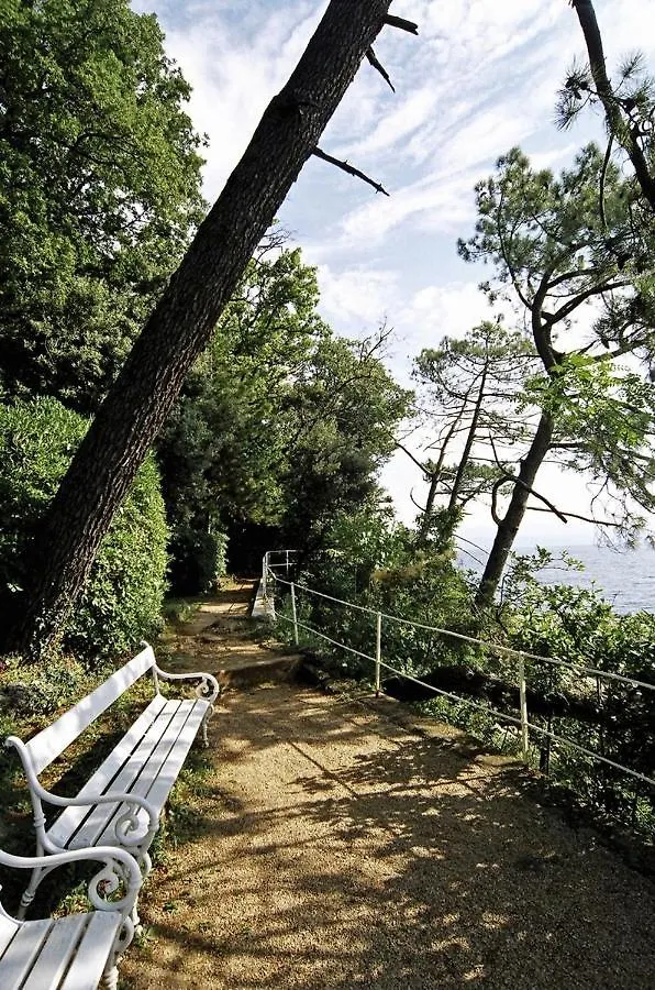 Studio Apartment In Moscenicka Draga With Sea View, Balcony, Air Conditioning, Wi-Fi